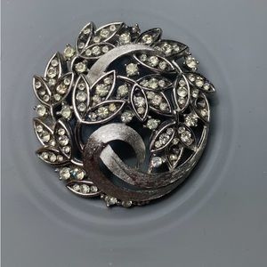 Trifari Rhinestone Vintage Silver Tone  Brooch / Pin